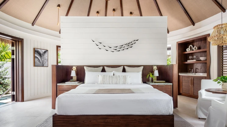 Sandals Halcyon Beach